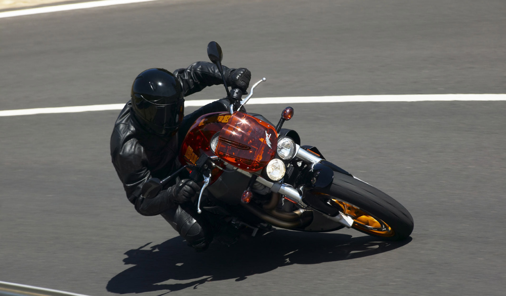 Двухколесный самолет