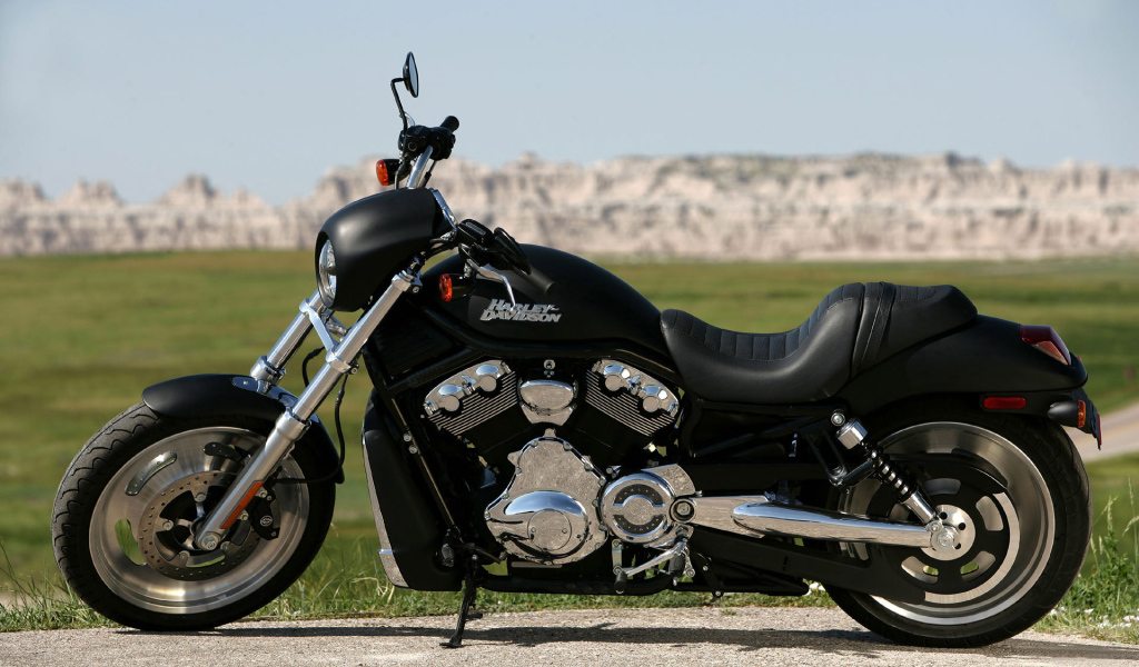Harley Davidson черный мотоцикл