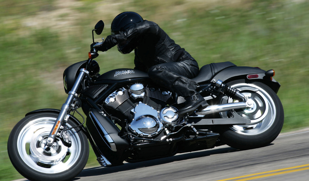 Harley Davidson крутой гонщик