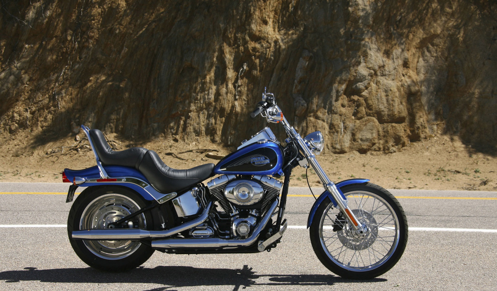 Harley Davidson в горах