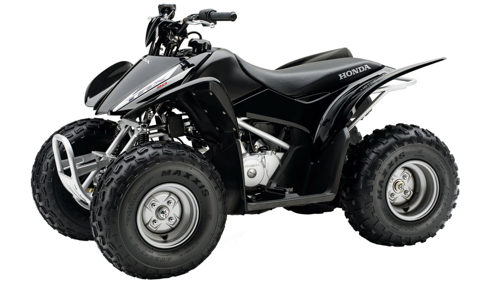Черный Байк Honda квадроцикл