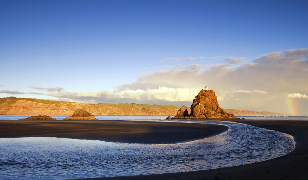 Маяк на скале