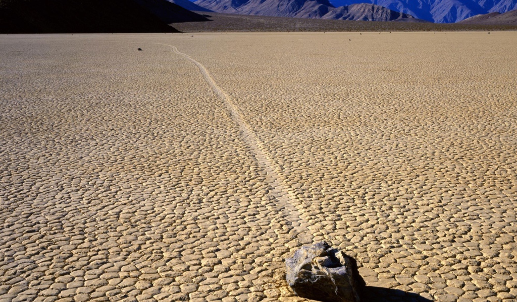 Феномен ползущих камней
