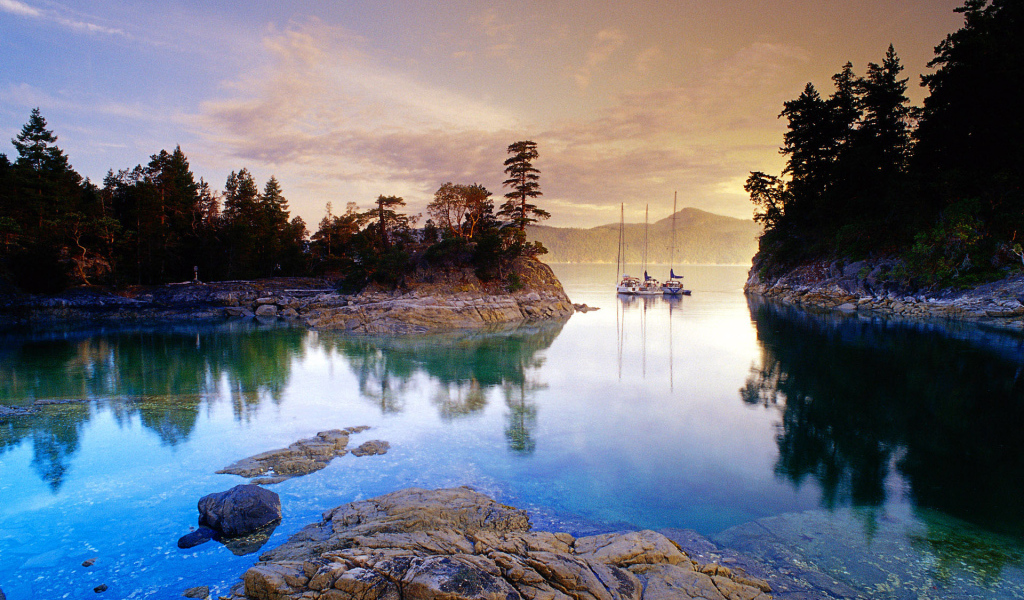 Очень чистое озеро