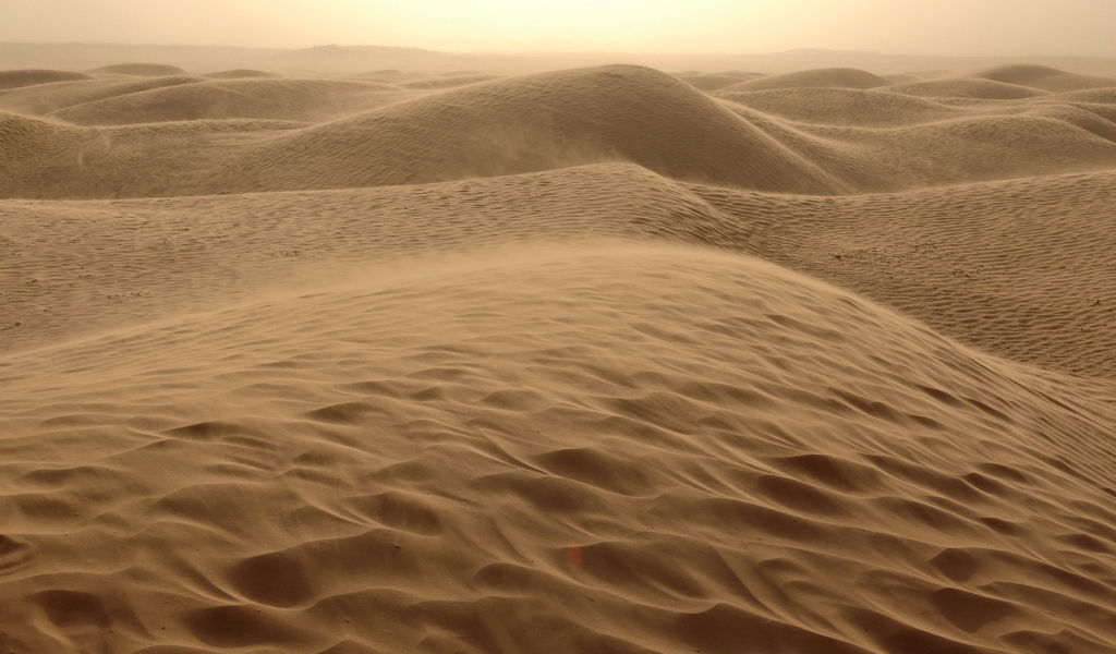 Пустынные дюны