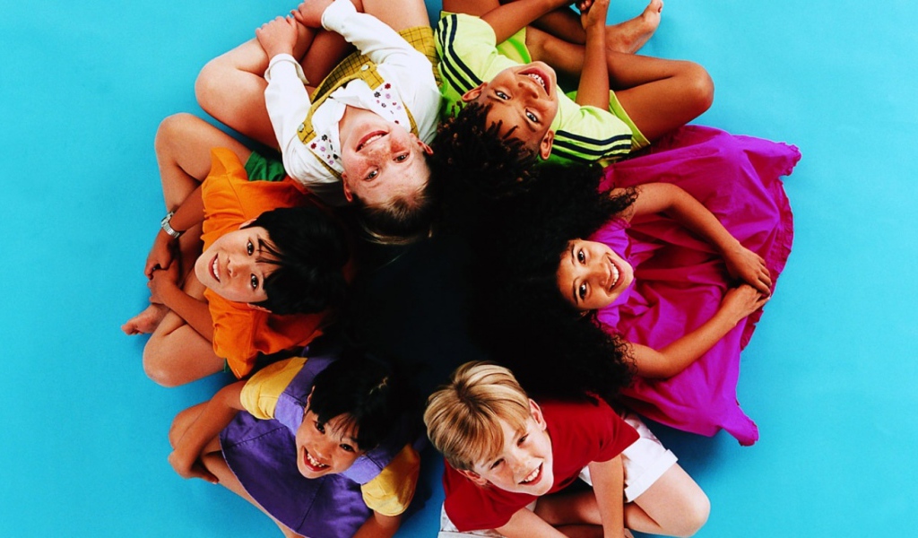 Счастливые дети