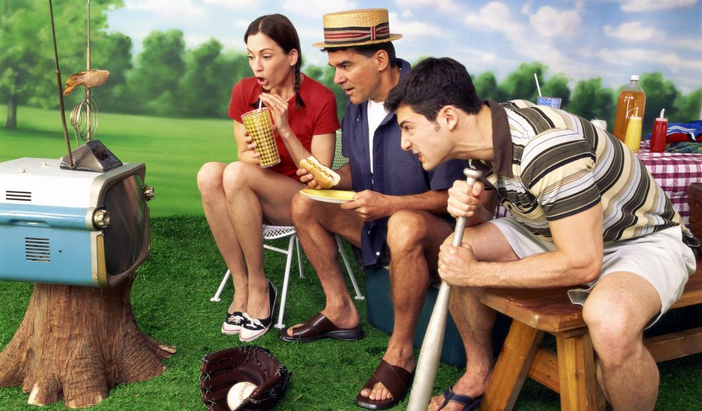 Развлечение у телевизора