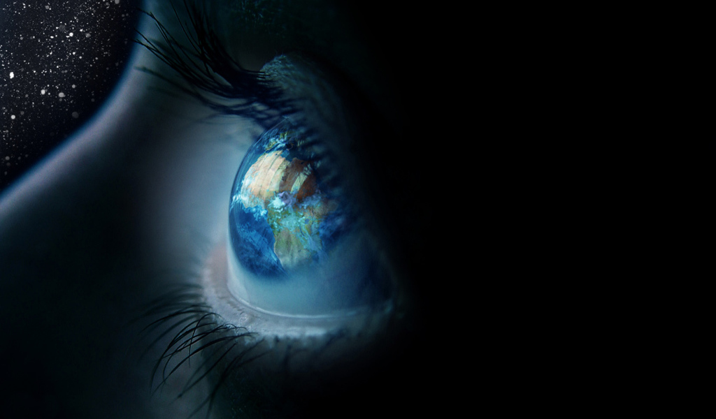 Красивые голубые глаза