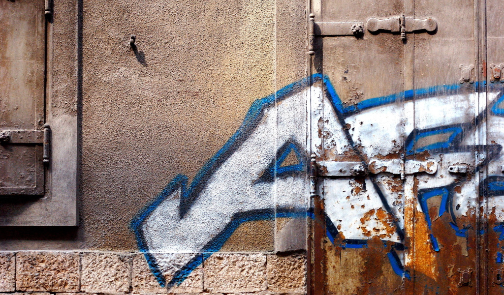 Граффити на стене