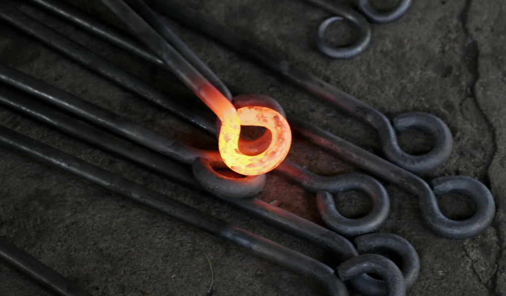 Работа с металом