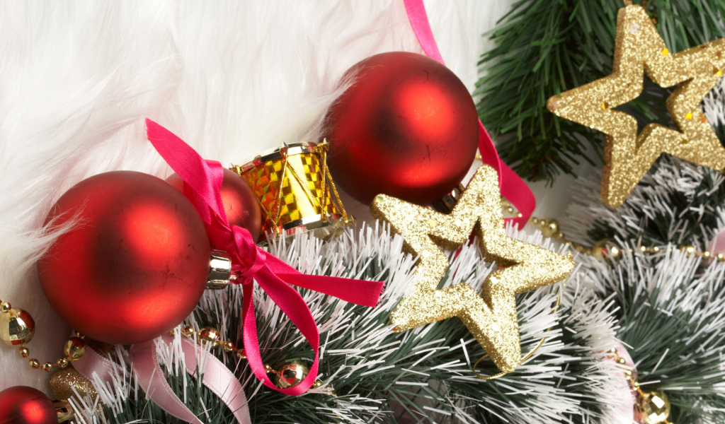 Украшение елки Новый Год 2011