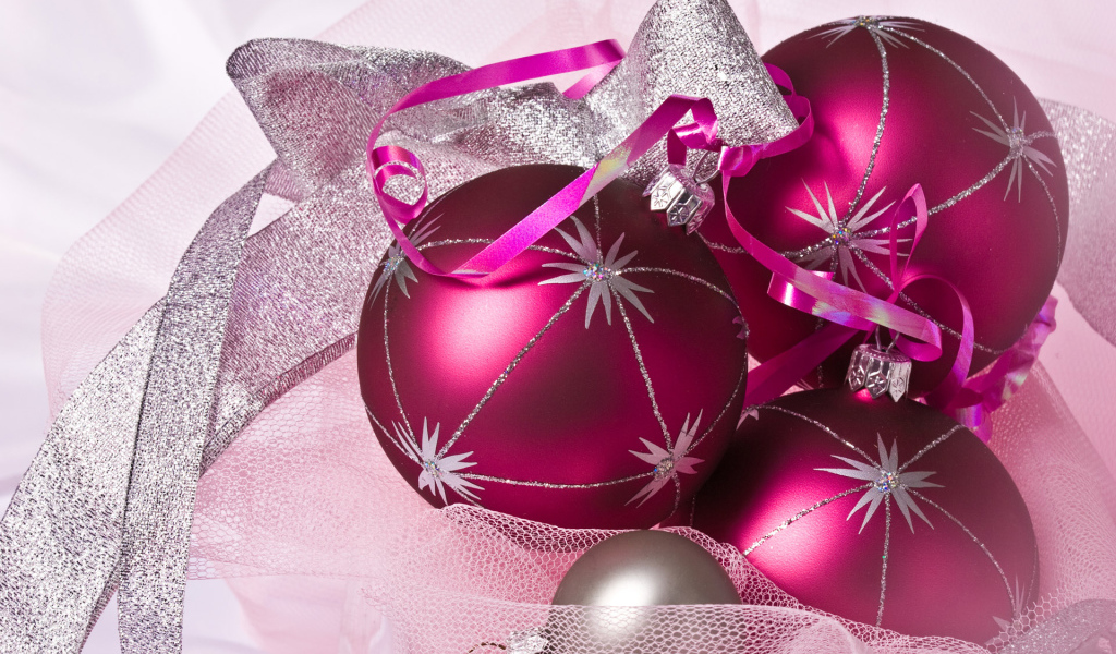 Украшение на елку