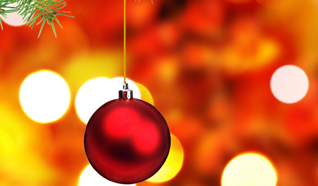 Красный шарик на Новый Год 2011