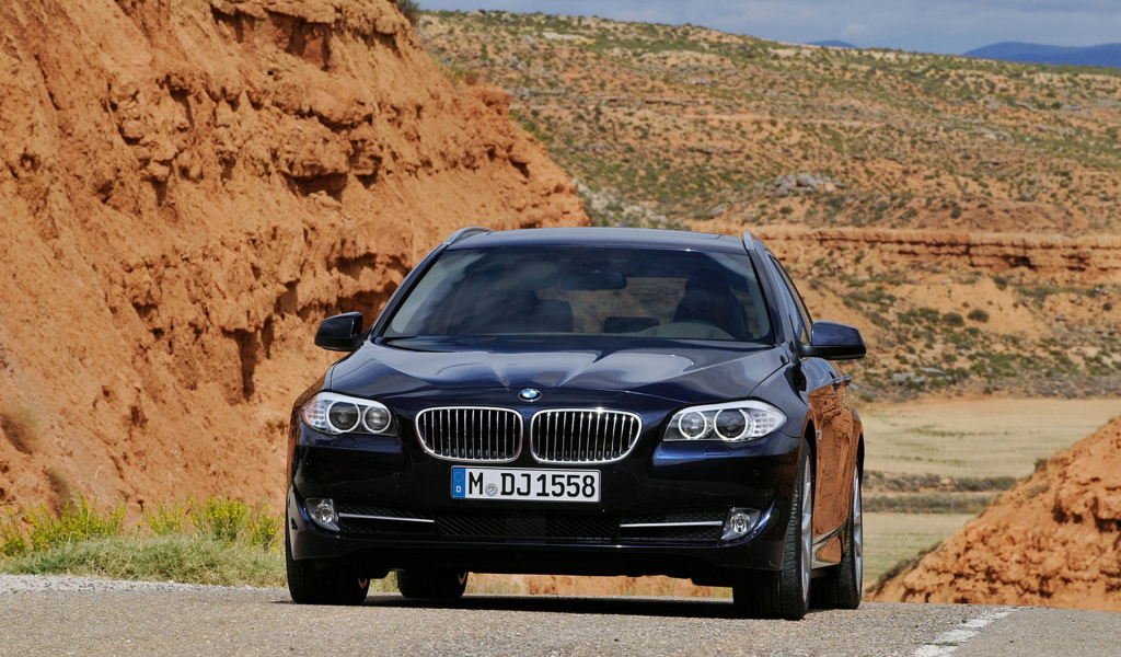 BMW-5-Series Touring