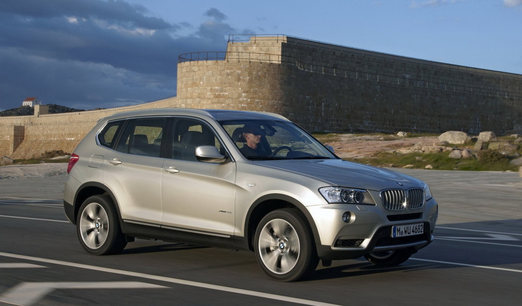 BMW X3 2011