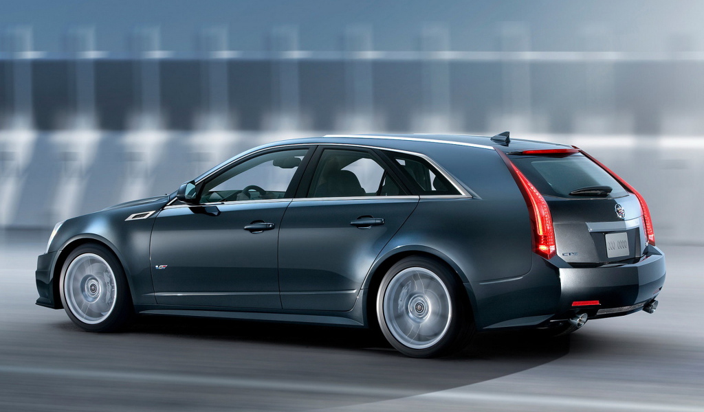 Кадиллак CTS-V Спорт универсал