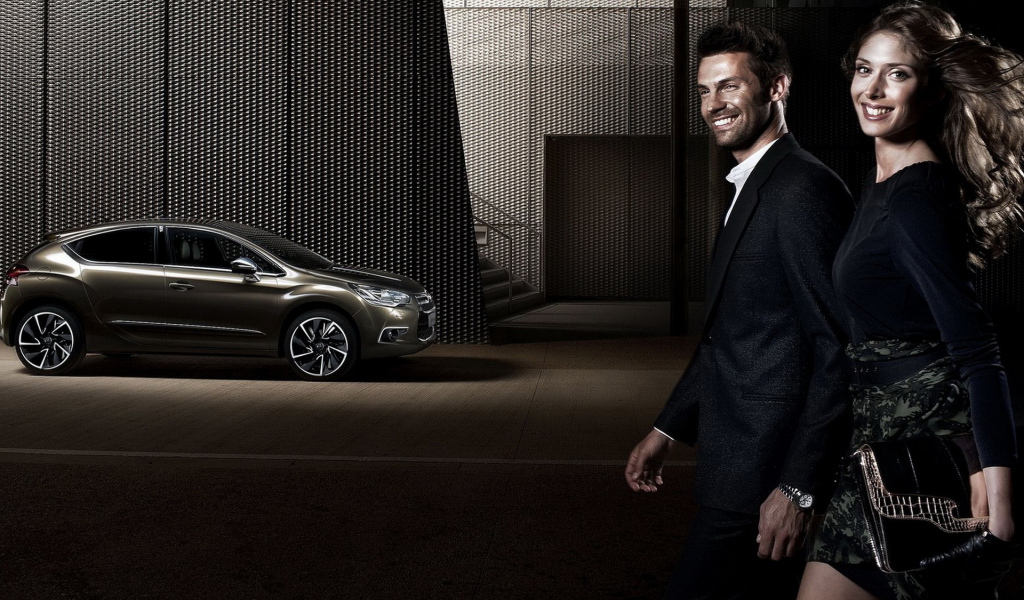 Ситроен DS4 2012