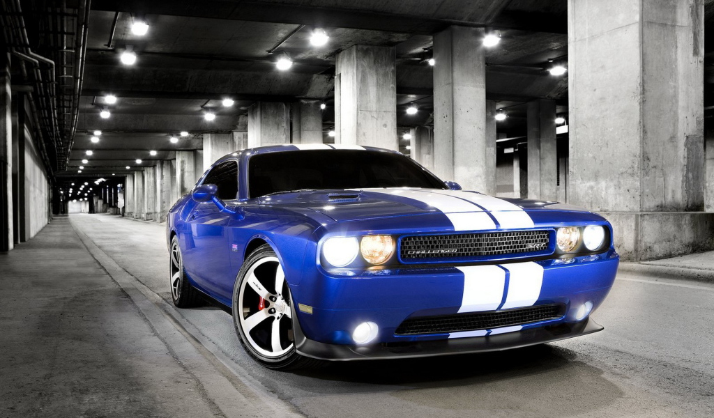 2011 Додж Челленджер