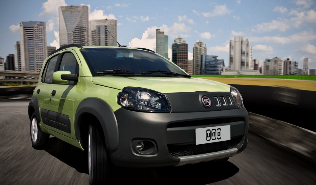Фиат Уно в движении