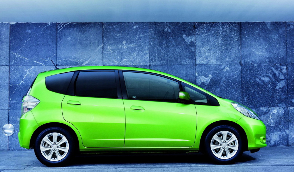 Хонда Джаз Гибрид 2011