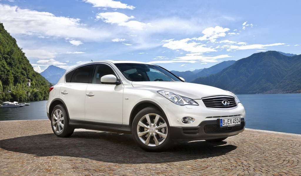 Инфинити EX30 2011