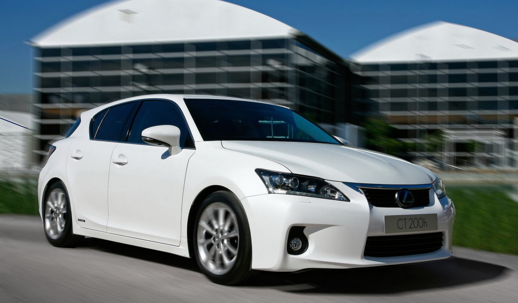 Lexus-CT 200h 2011