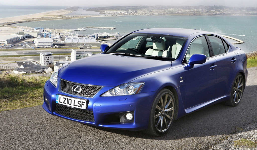 Лексус IS-F в синем цвете