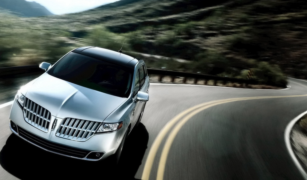 2011-Lincoln-MKT