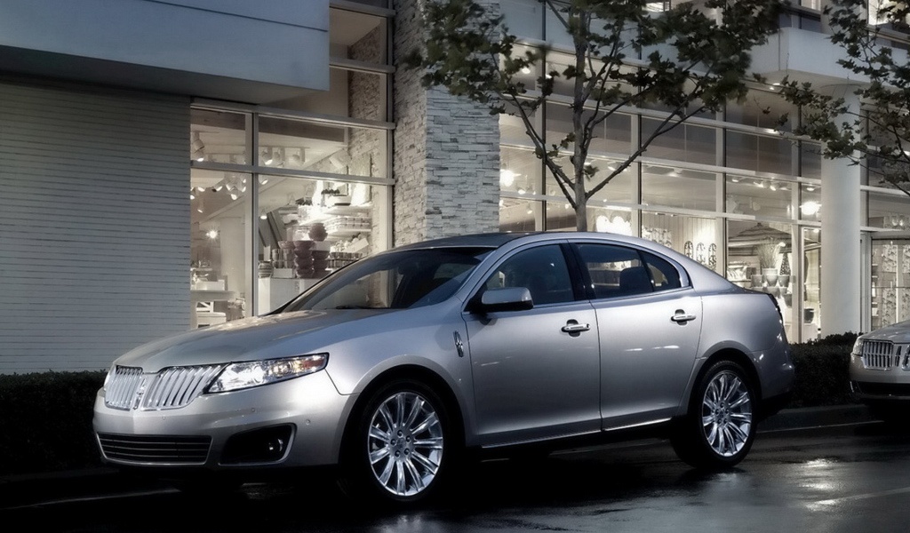 New Lincoln-MKS
