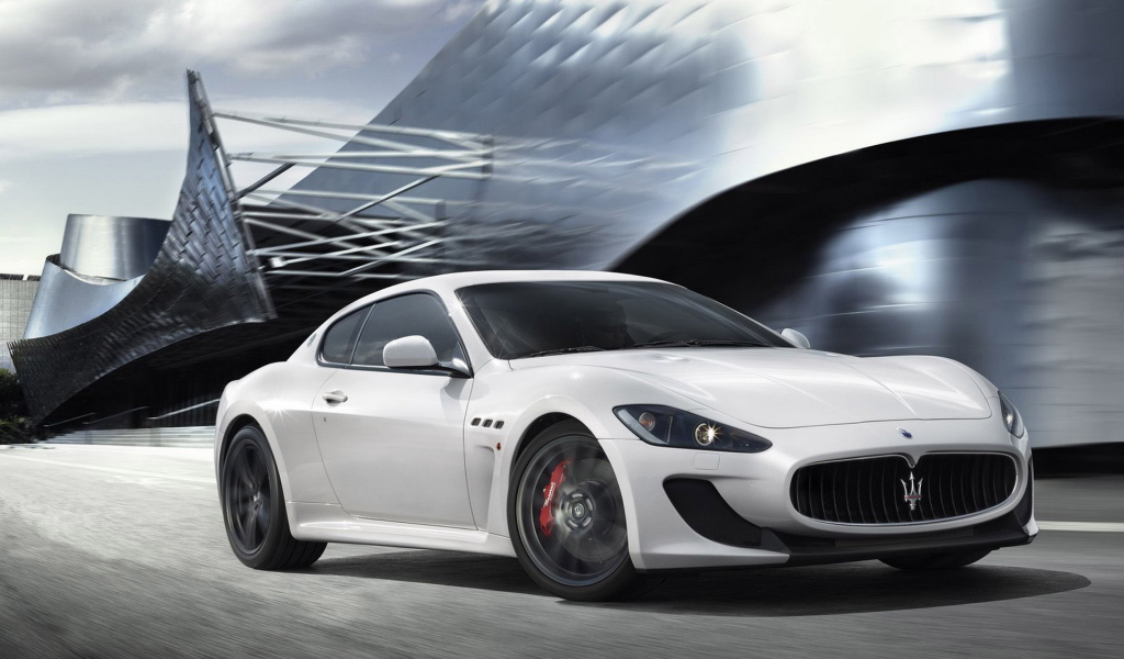 Мазерати ГранТуризмо MC 2012