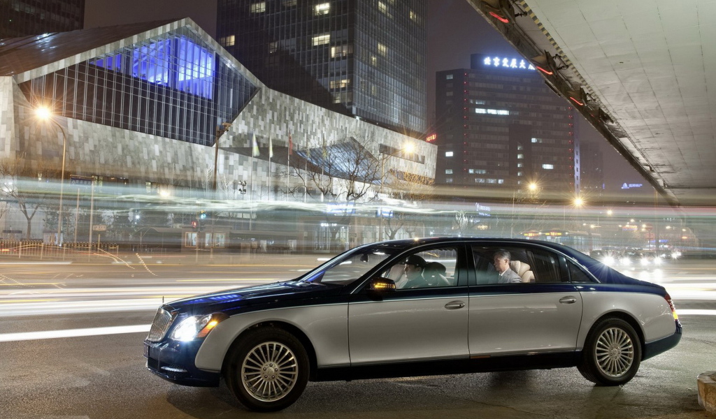 Maybach-62 S