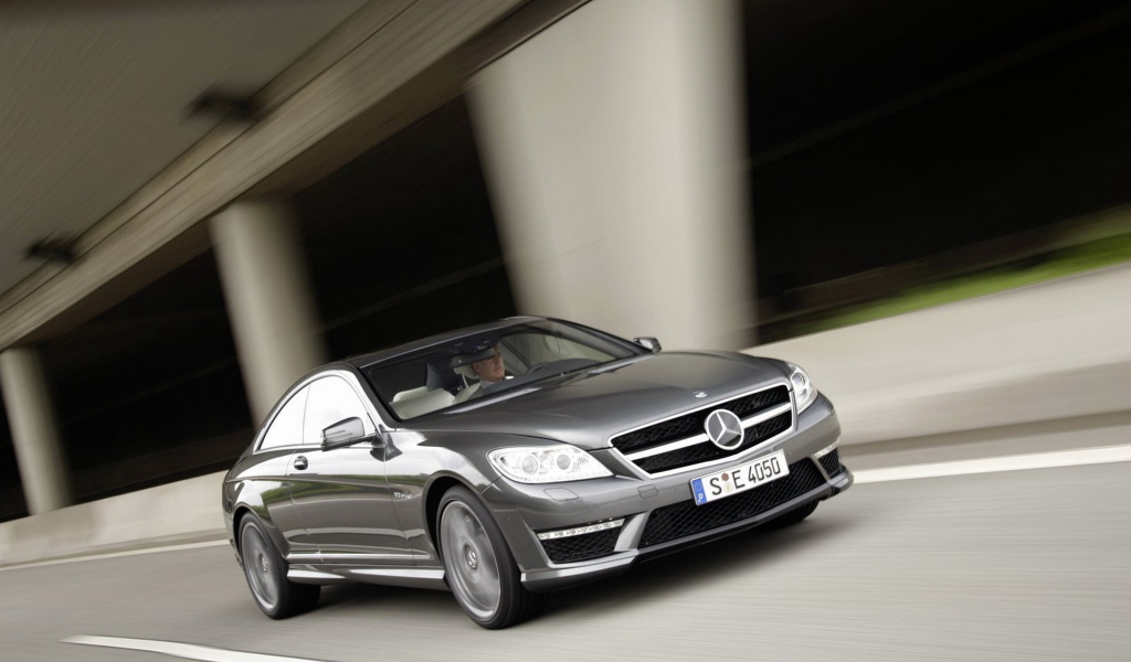 Мерседес Бенц CL63 AMG