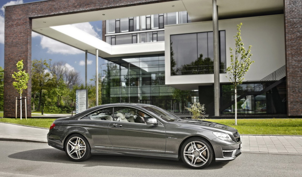 Новый Мерседес Бенц CL63 AMG