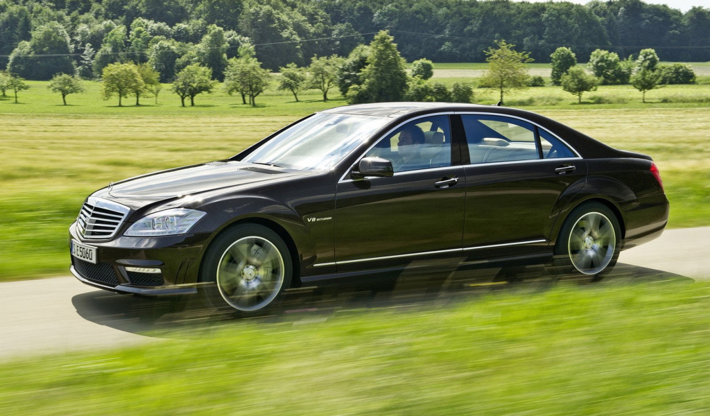 Новый Мерседес Бенц S63 AMG