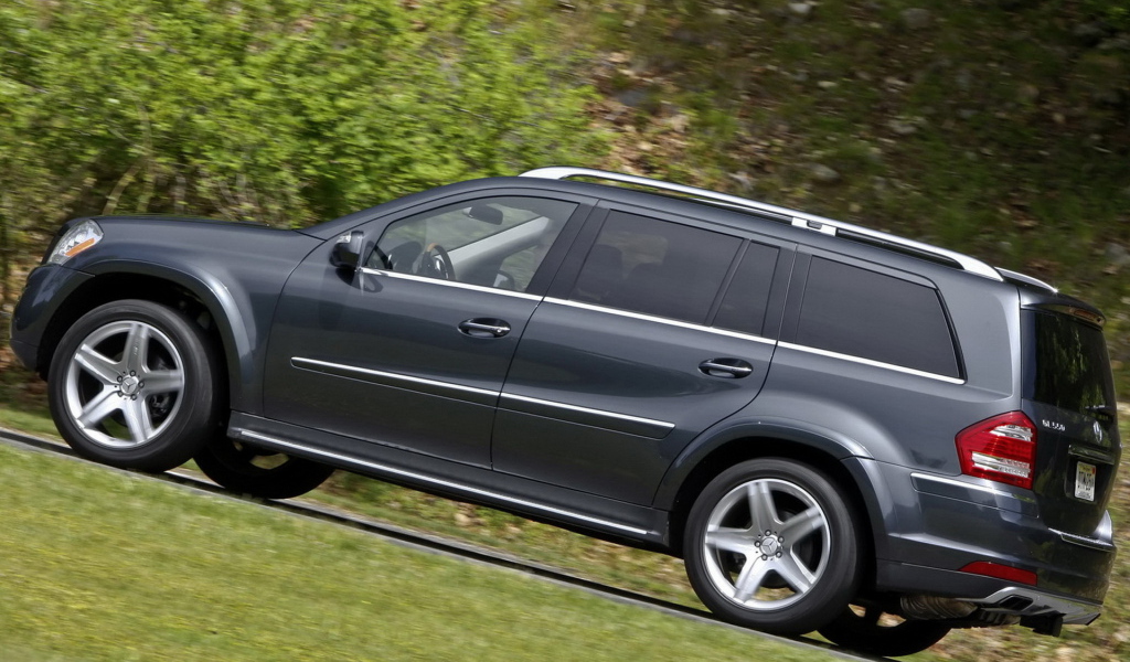 Mercedes Benz GL550