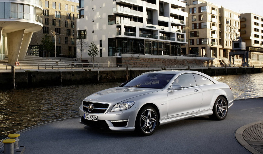 Мерседес Бенц CL63 AMG