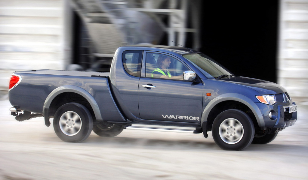 Митцубиси L200