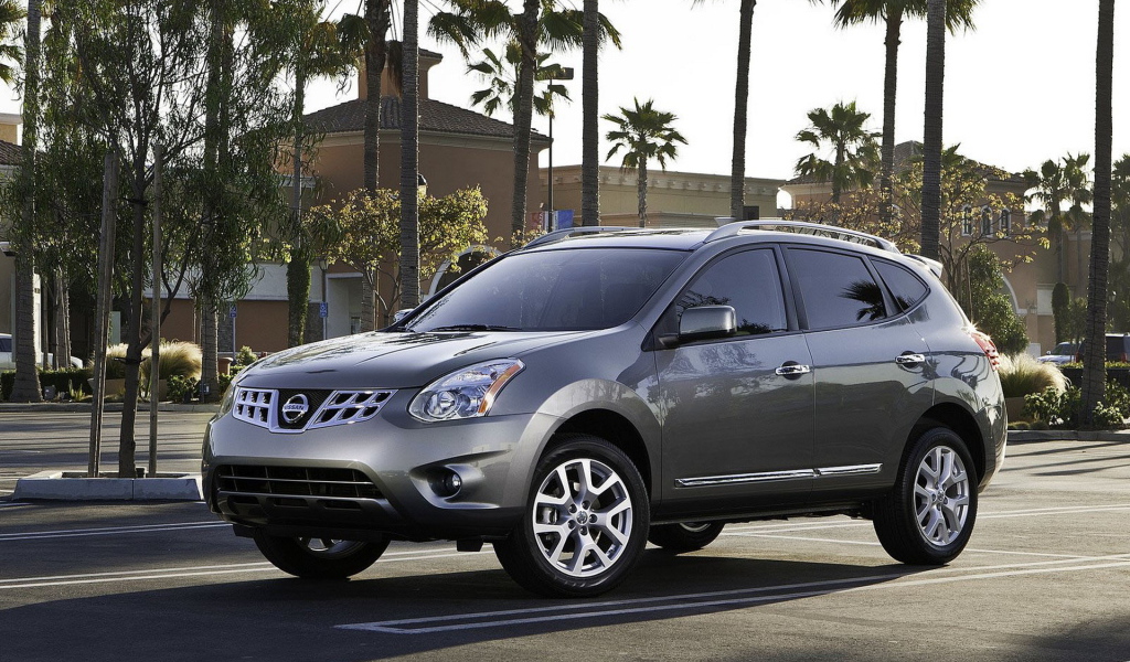 Nissan-Rogue 2011