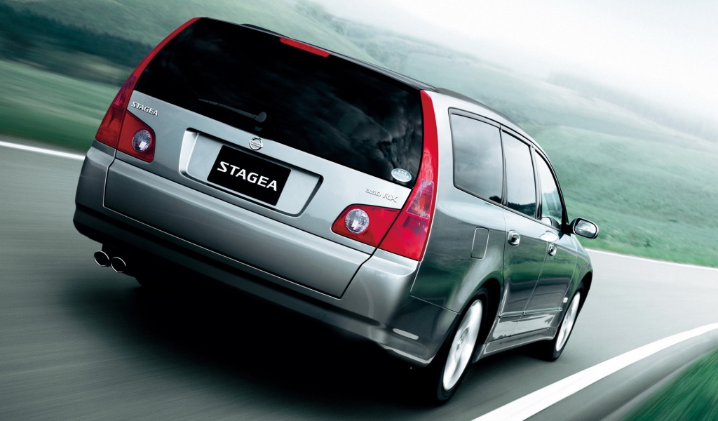 Ниссан Стаджеа М35