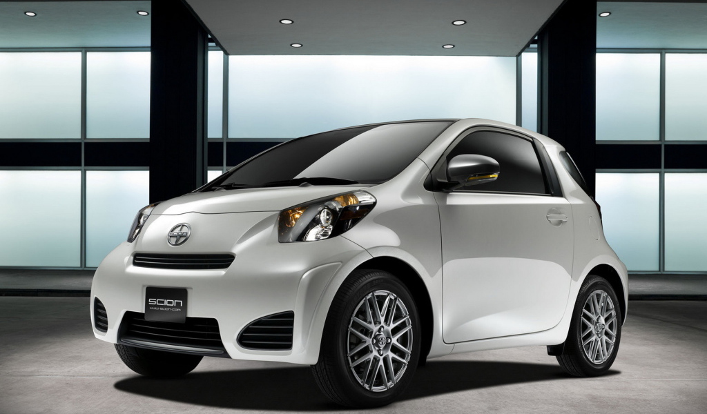 Scion iQ