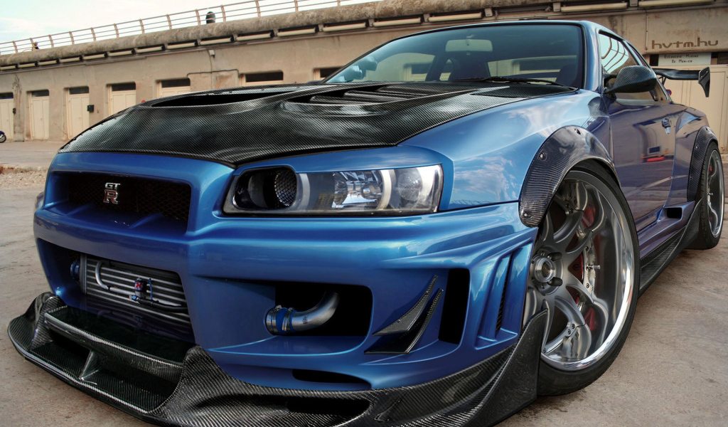 Спортивная машина