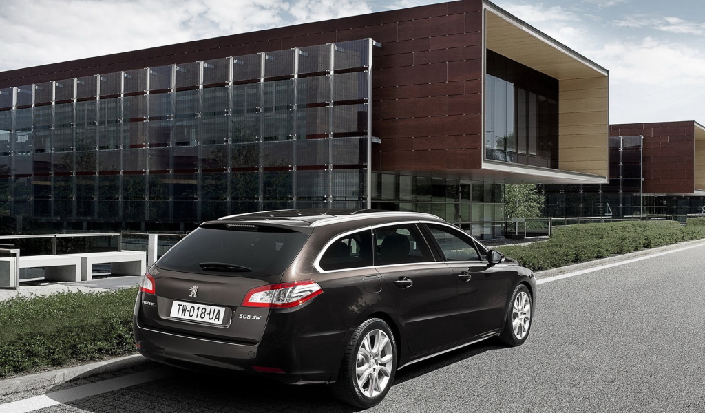 Новый Пежо 508