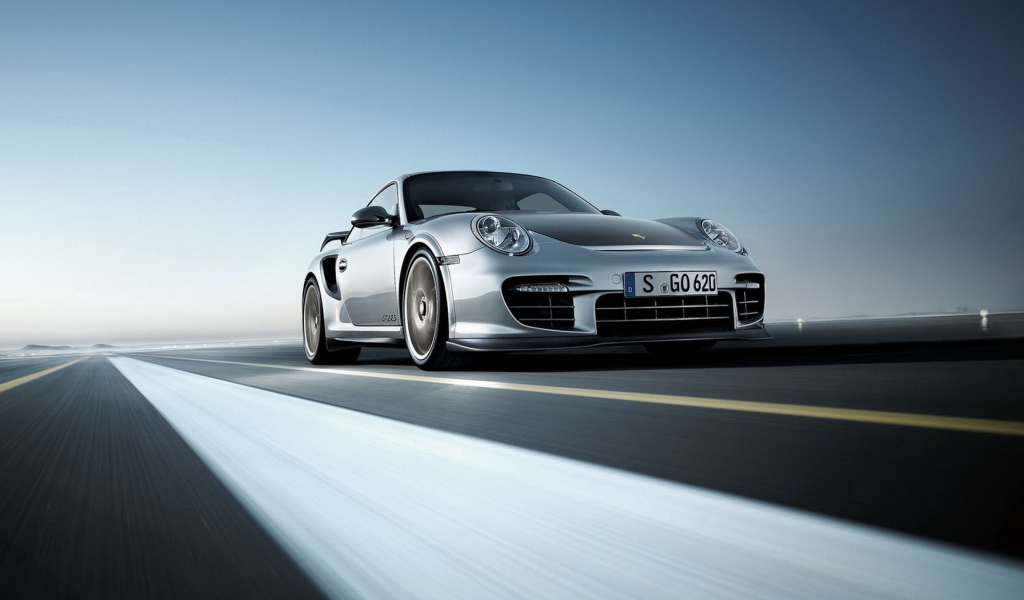 Обновленный спорткар Porsche 911