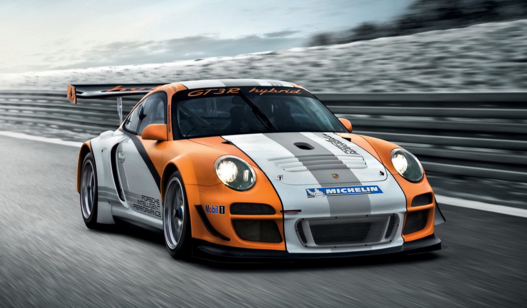 Porsche 911 GT3 R Hybrid