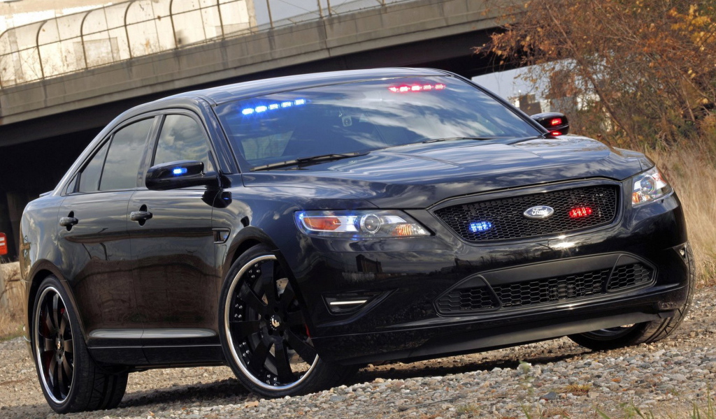 Концепт полицейского перехватчика от Форд