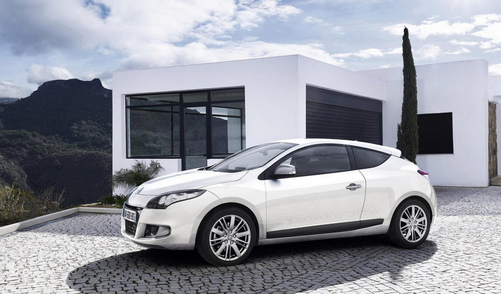 Новый Рено Меган Купе