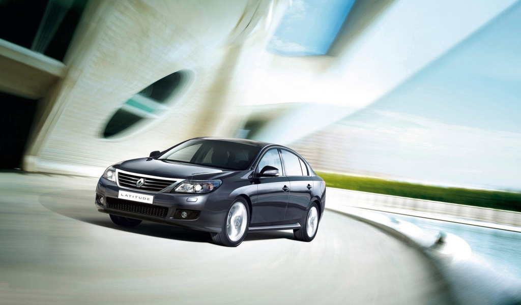 Renault-Latitude 2011