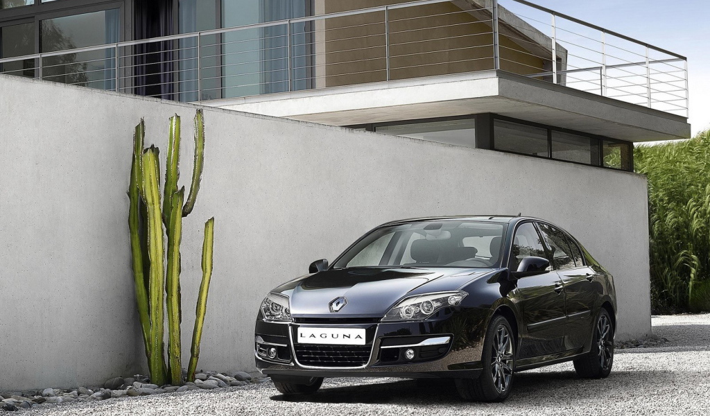 Рено Лагуна 2011