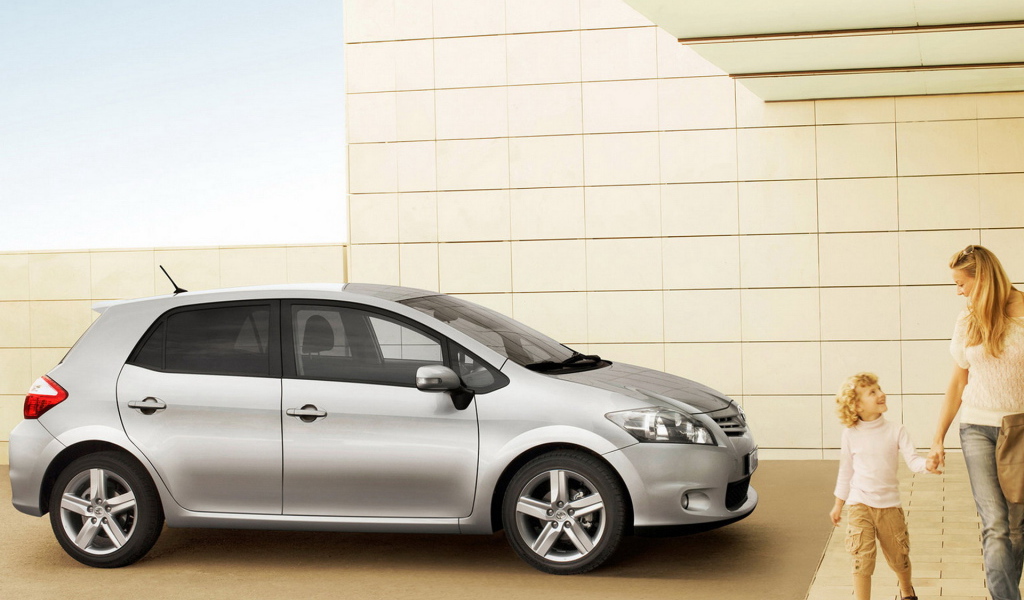 Тойота Аурис - друг семьи