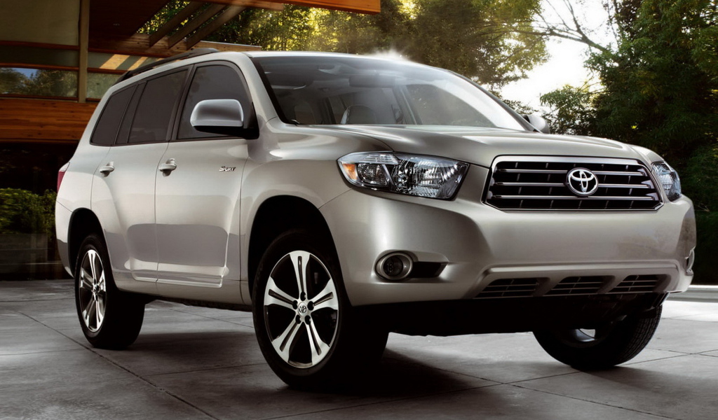 Кроссовер Тойота Хайлендер